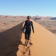 wandelen wandeling door woestijn namibië